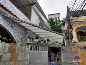 Coberta para terraço com policarbonato cor leitosa - Jacarepaguá